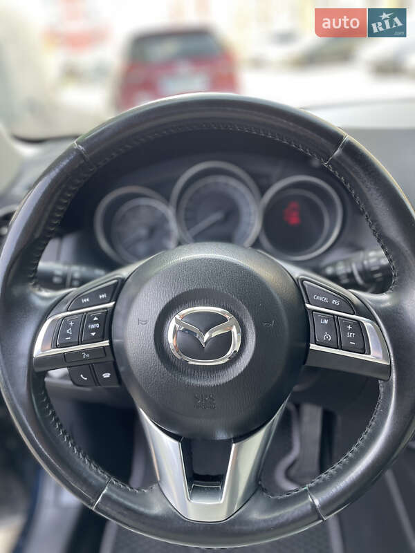 Внедорожник / Кроссовер Mazda CX-5 2016 в Ровно