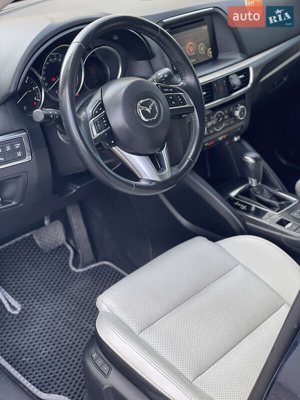 Внедорожник / Кроссовер Mazda CX-5 2016 в Ровно