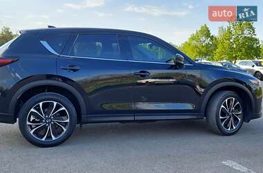 Внедорожник / Кроссовер Mazda CX-5 2023 в 
