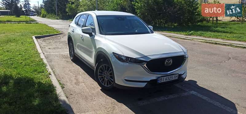 Позашляховик / Кросовер Mazda CX-5 2019 в 