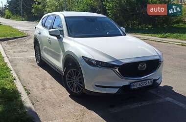 Позашляховик / Кросовер Mazda CX-5 2019 в 
