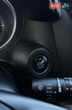 Внедорожник / Кроссовер Mazda CX-5 2013 в 