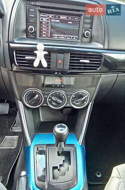 Внедорожник / Кроссовер Mazda CX-5 2012 в 