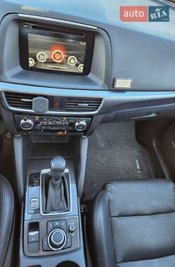 Внедорожник / Кроссовер Mazda CX-5 2016 в 