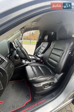 Позашляховик / Кросовер Mazda CX-5 2014 в 