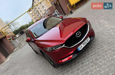 Внедорожник / Кроссовер Mazda CX-5 2017 в 