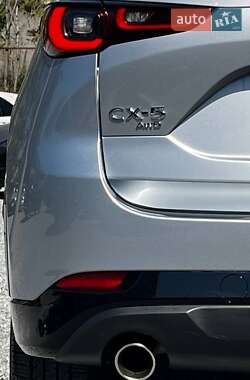 Позашляховик / Кросовер Mazda CX-5 2023 в 