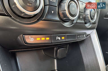 Позашляховик / Кросовер Mazda CX-5 2014 в 