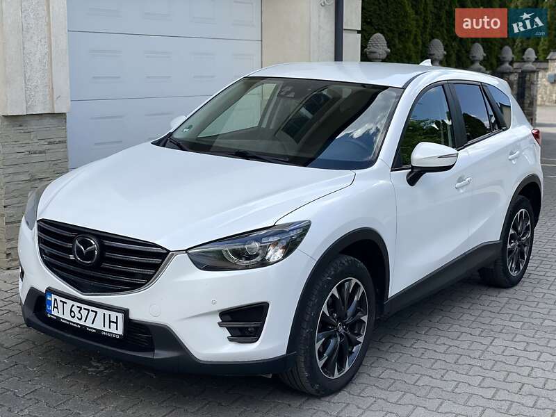 Внедорожник / Кроссовер Mazda CX-5 2015 в Надворной