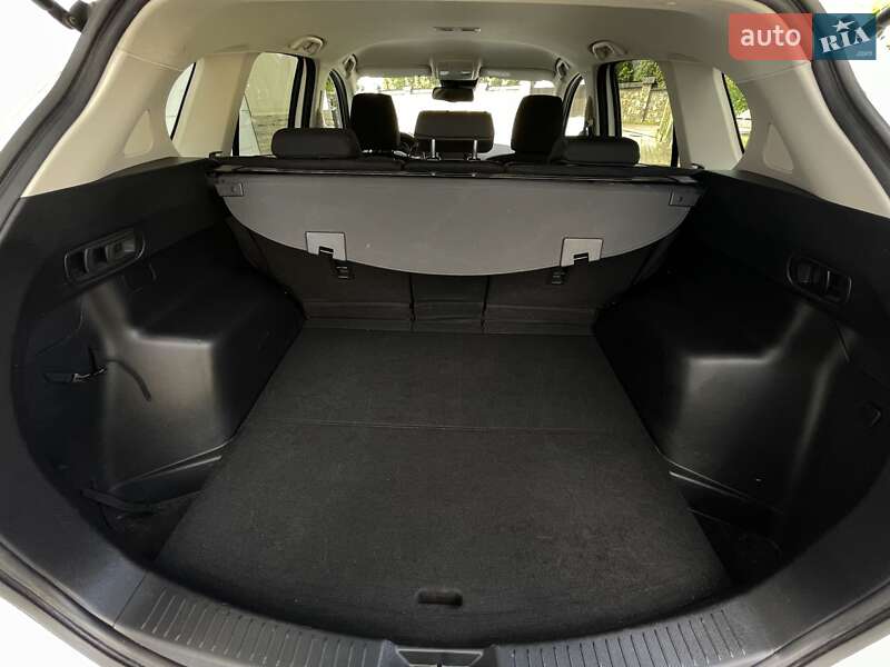 Внедорожник / Кроссовер Mazda CX-5 2015 в Надворной