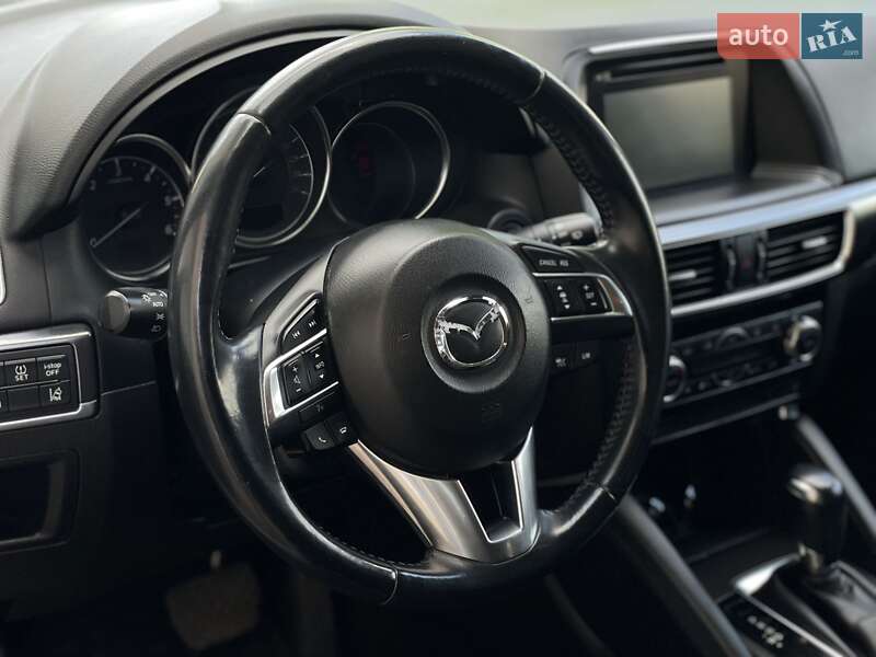Внедорожник / Кроссовер Mazda CX-5 2015 в Надворной