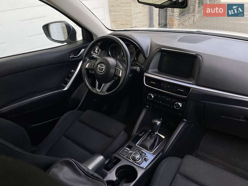 Внедорожник / Кроссовер Mazda CX-5 2015 в Надворной