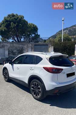 Позашляховик / Кросовер Mazda CX-5 2015 в 