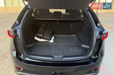 Позашляховик / Кросовер Mazda CX-5 2024 в 