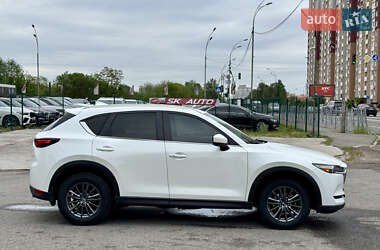 Позашляховик / Кросовер Mazda CX-5 2021 в 
