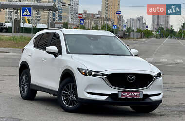 Позашляховик / Кросовер Mazda CX-5 2021 в 