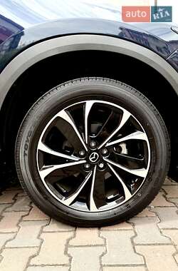 Позашляховик / Кросовер Mazda CX-5 2022 в 