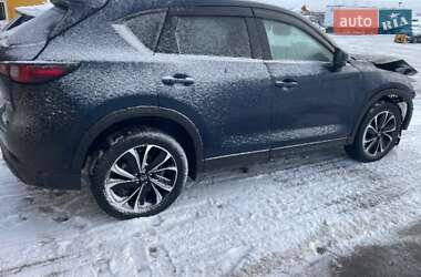 Позашляховик / Кросовер Mazda CX-5 2022 в 