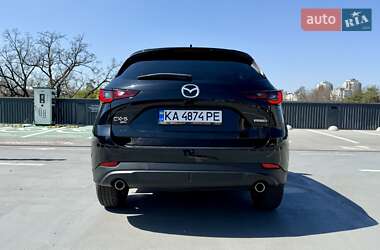 Позашляховик / Кросовер Mazda CX-5 2023 в 