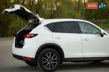 Внедорожник / Кроссовер Mazda CX-5 2017 в 