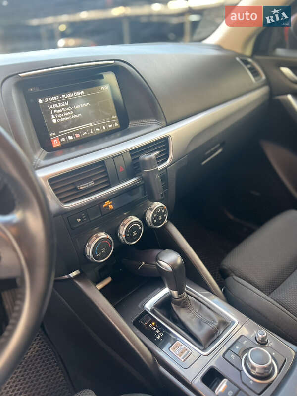 Внедорожник / Кроссовер Mazda CX-5 2016 в Сумах