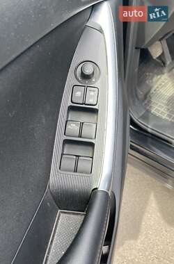 Позашляховик / Кросовер Mazda CX-5 2013 в 