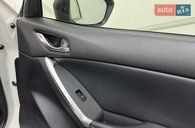 Позашляховик / Кросовер Mazda CX-5 2013 в 