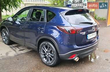 Позашляховик / Кросовер Mazda CX-5 2012 в 