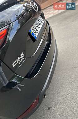Позашляховик / Кросовер Mazda CX-5 2017 в 