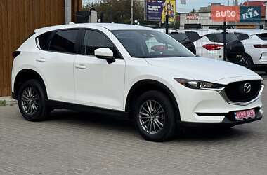 Позашляховик / Кросовер Mazda CX-5 2017 в 