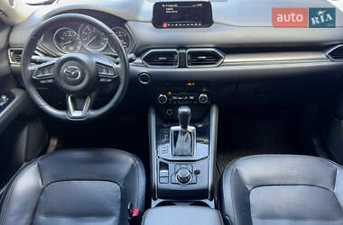 Позашляховик / Кросовер Mazda CX-5 2018 в 