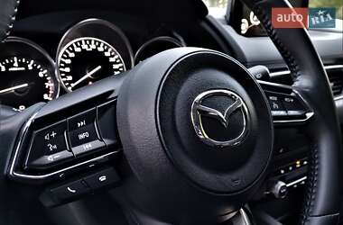 Позашляховик / Кросовер Mazda CX-5 2020 в 
