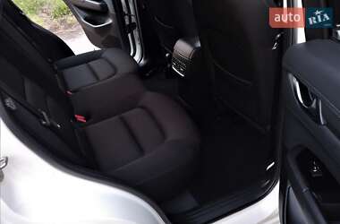 Позашляховик / Кросовер Mazda CX-5 2020 в 
