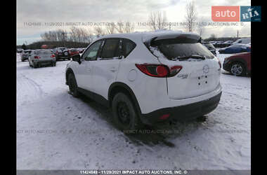 Внедорожник / Кроссовер Mazda CX-5 2015 в 