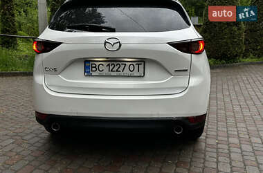 Позашляховик / Кросовер Mazda CX-5 2020 в 