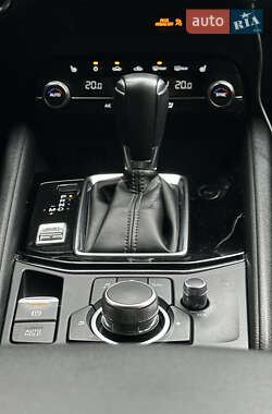 Позашляховик / Кросовер Mazda CX-5 2020 в 