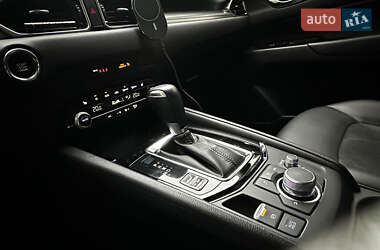 Позашляховик / Кросовер Mazda CX-5 2020 в 