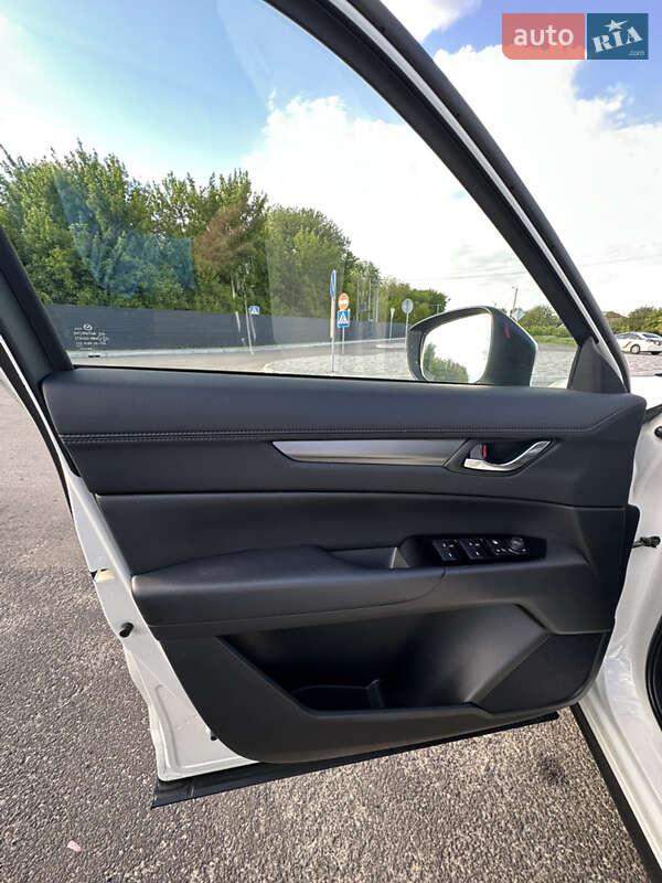 Внедорожник / Кроссовер Mazda CX-5 2023 в Борисполе