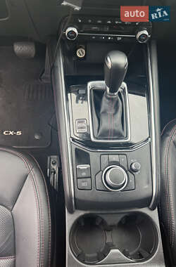 Внедорожник / Кроссовер Mazda CX-5 2024 в 