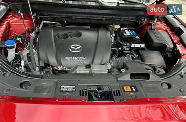 Внедорожник / Кроссовер Mazda CX-5 2018 в 