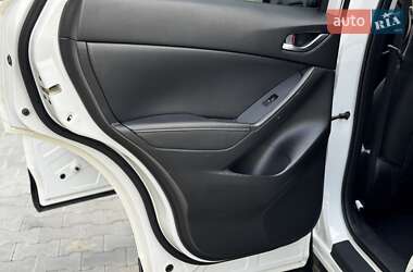 Позашляховик / Кросовер Mazda CX-5 2013 в 