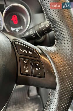 Позашляховик / Кросовер Mazda CX-5 2012 в 