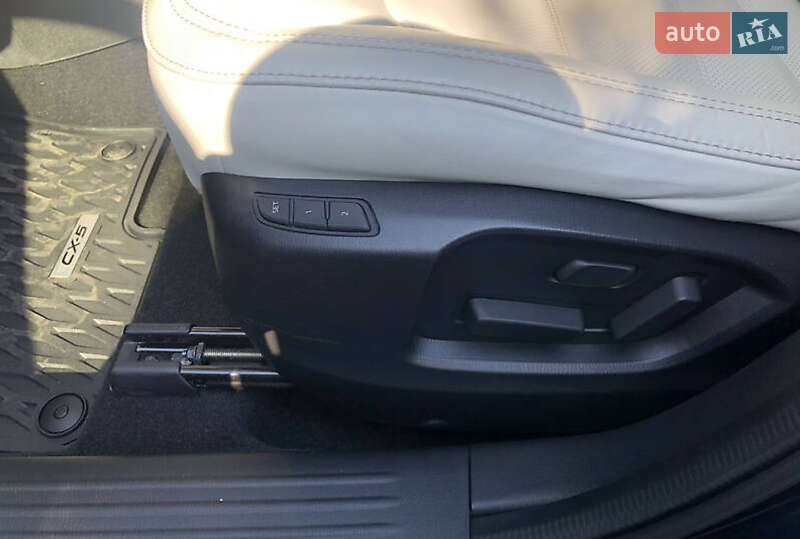 Внедорожник / Кроссовер Mazda CX-5 2017 в Киеве фото 29 Внедорожник / Кроссовер Mazda CX-5 2017 в Киеве
