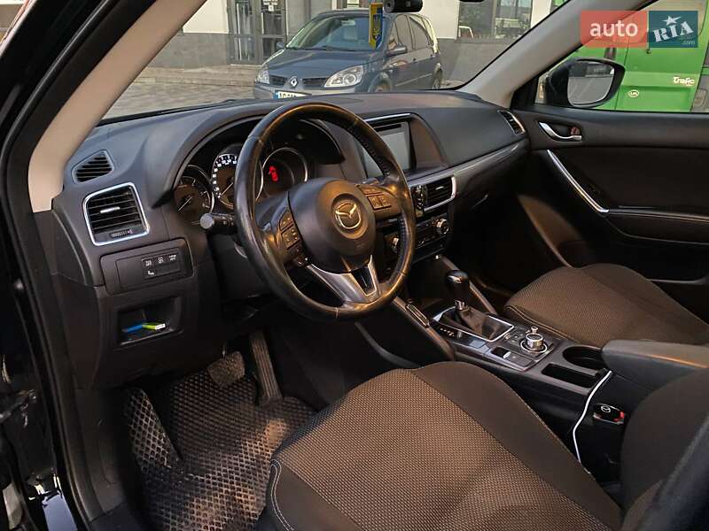 Внедорожник / Кроссовер Mazda CX-5 2016 в Владимире