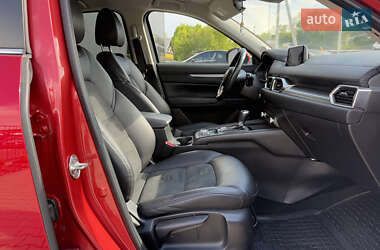 Позашляховик / Кросовер Mazda CX-5 2019 в 