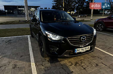 Позашляховик / Кросовер Mazda CX-5 2015 в 