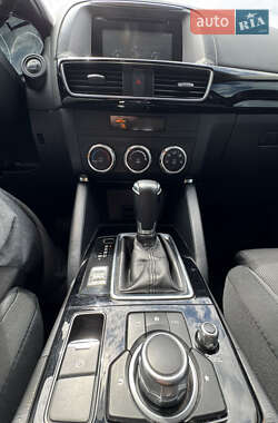 Позашляховик / Кросовер Mazda CX-5 2015 в 