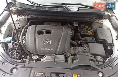 Внедорожник / Кроссовер Mazda CX-5 2022 в 