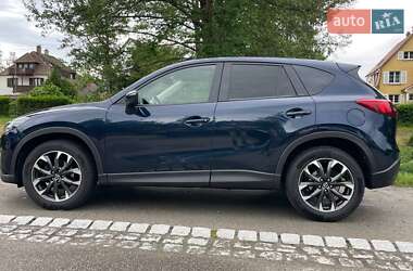 Внедорожник / Кроссовер Mazda CX-5 2016 в 