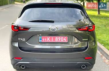 Позашляховик / Кросовер Mazda CX-5 2022 в 